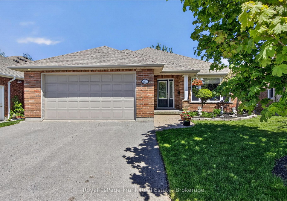 1333-ireland-drive-peterborough-ontario-x13169714