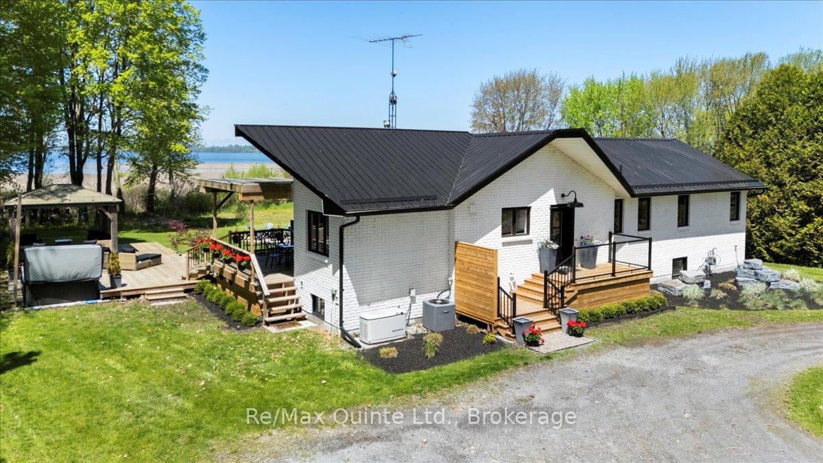 1406-county-road-12-prince-edward-county-ontario-x13169974