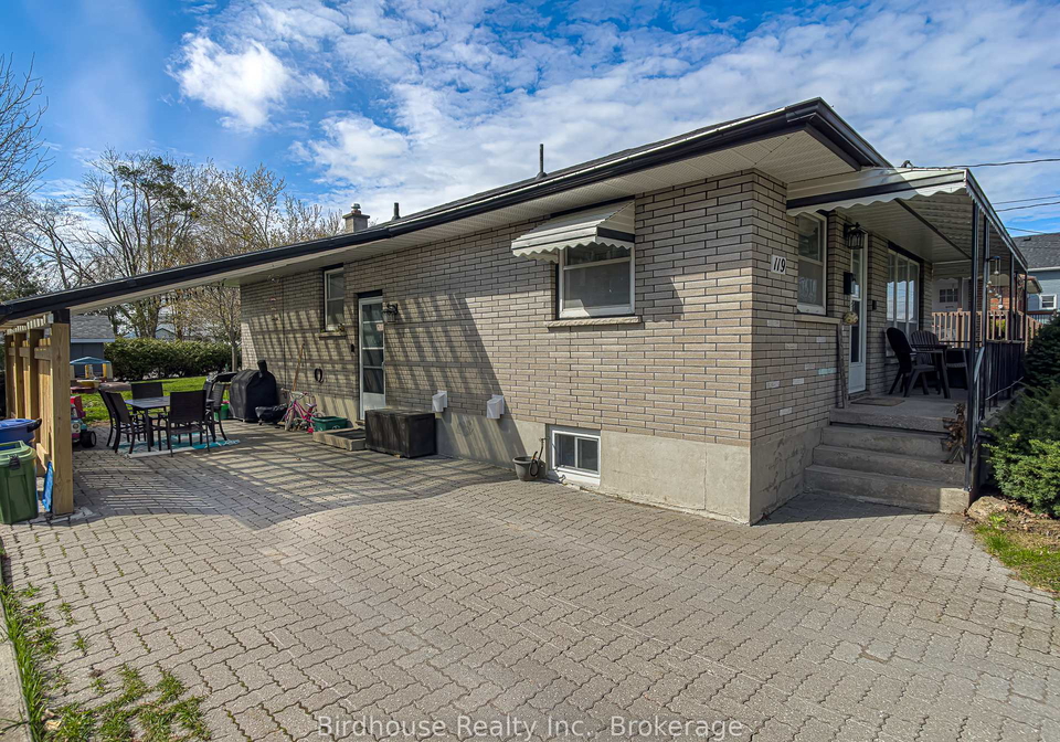 119-regent-street-kawartha-lakes-ontario-x13170490