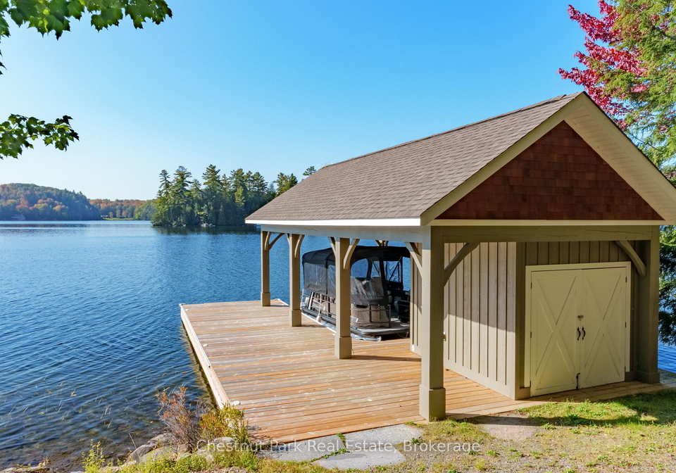 0-roberts-island-muskoka-lakes-ontario-x13170530