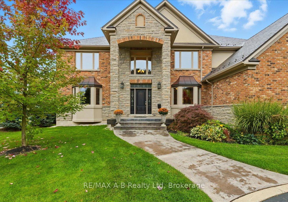 151-huron-road-perth-south-ontario-x13170864