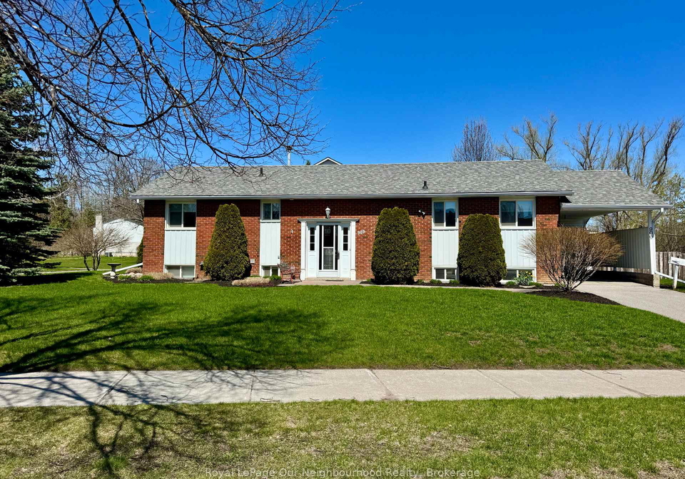 909-whitefield-drive-peterborough-ontario-x13171064