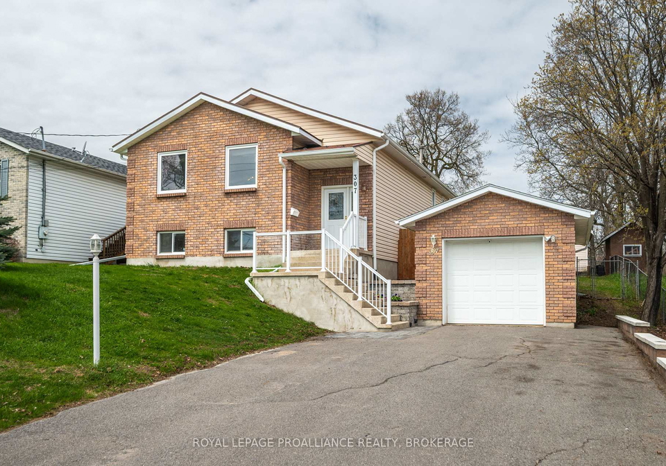 307-amherst-drive-loyalist-ontario-x13171094