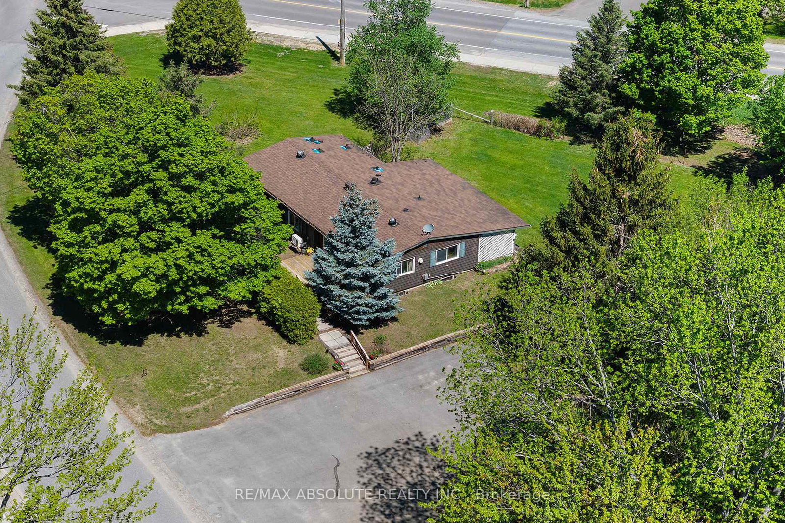 235-poole-street-mcnabbraeside-ontario-x13171430
