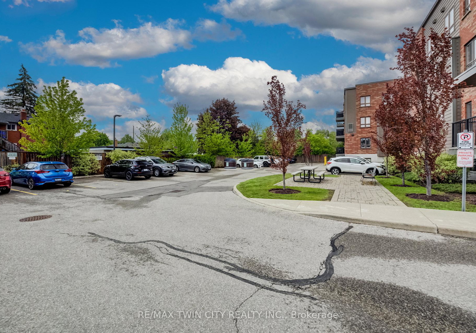 361-lancaster-street-w-kitchener-ontario-x13171456