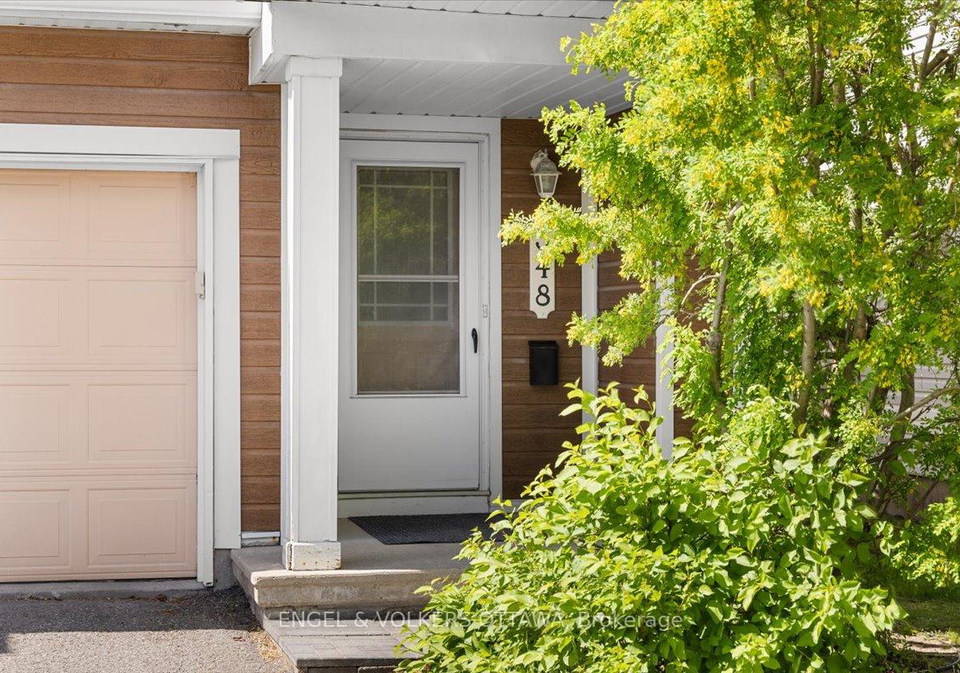 348-hillsboro-private-kanata-ontario-x13171648