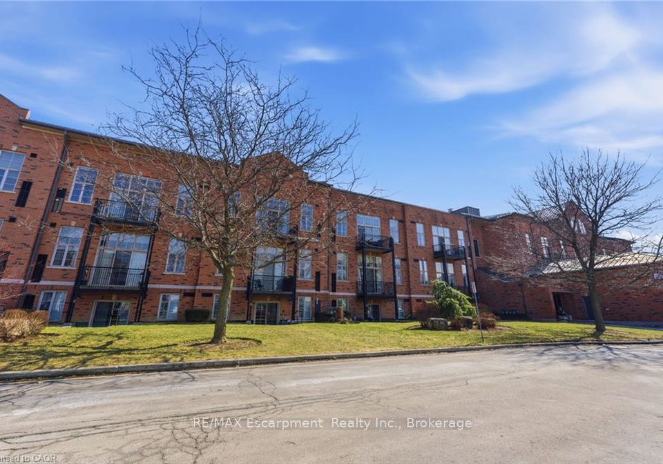 262-dundas-street-e-hamilton-ontario-x13171758