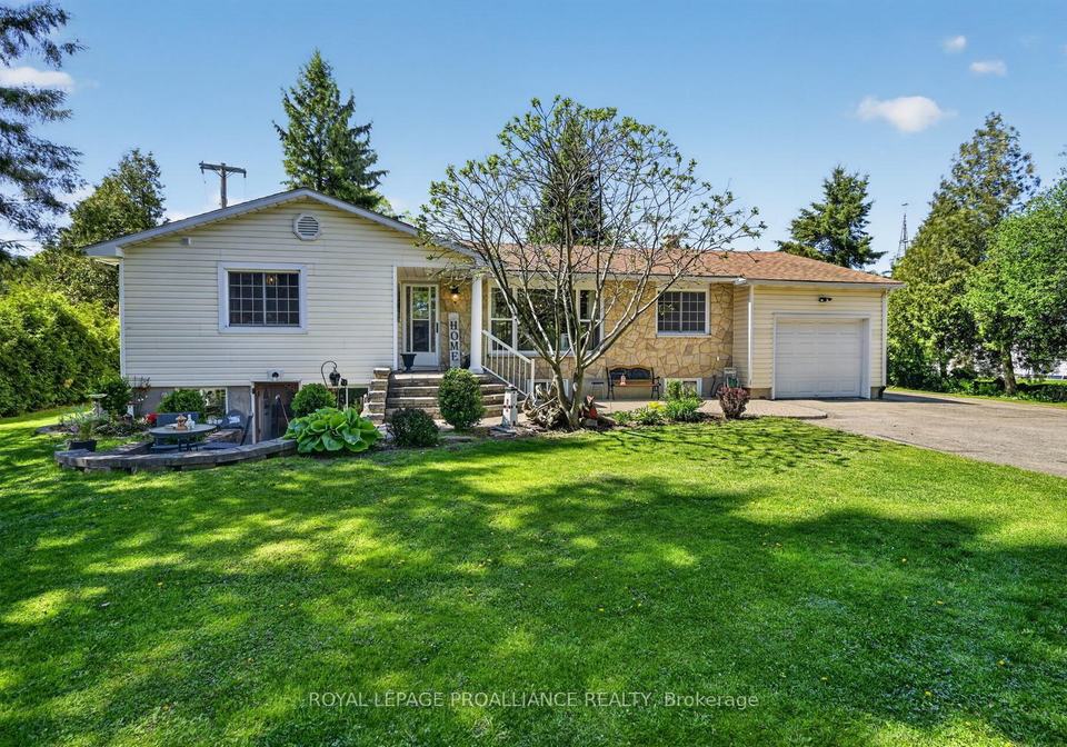 1920-county-road-2-e-elizabethtown-kitley-ontario-x13171822
