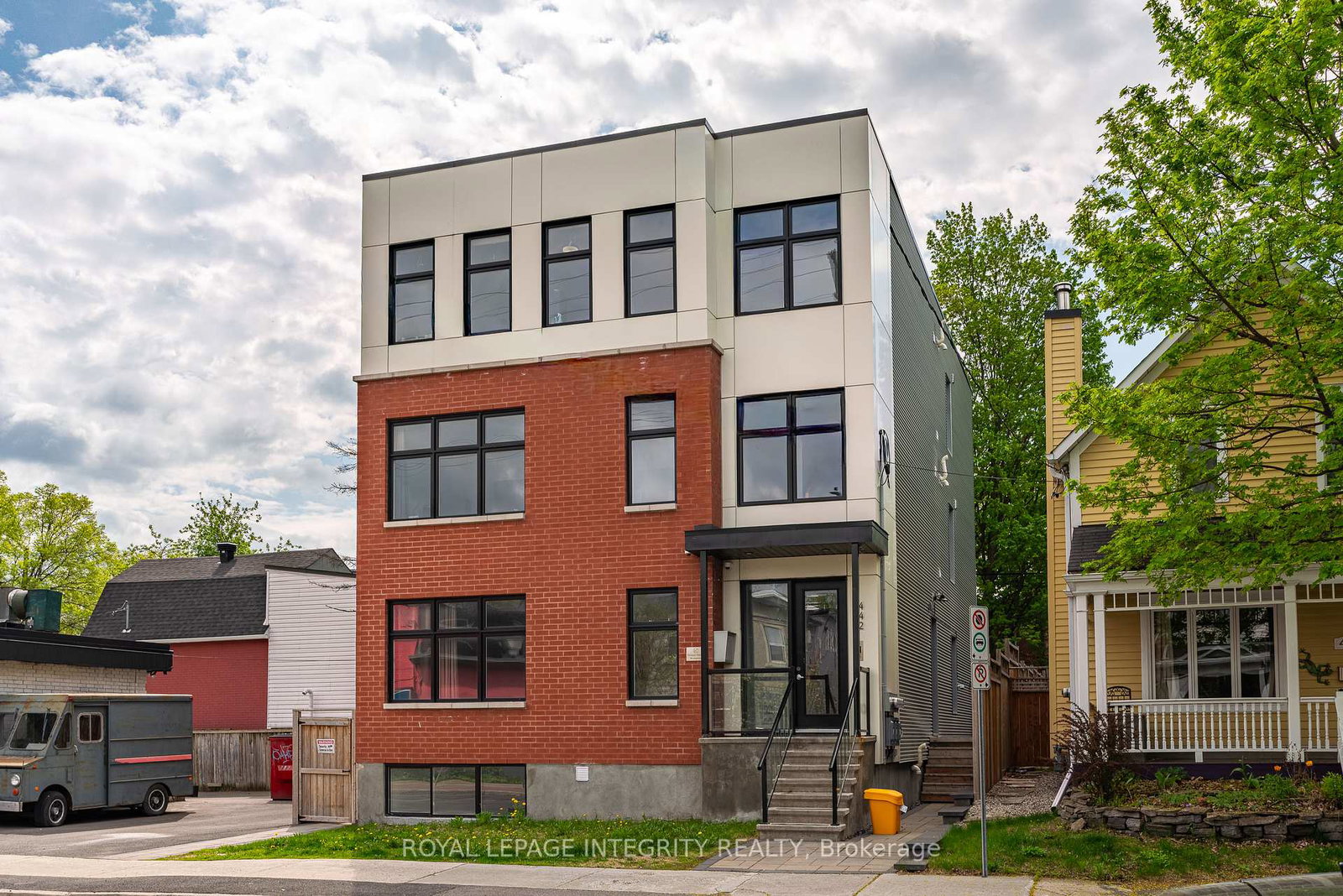 442-sunnyside-avenue-ottawa-ontario-x13172186
