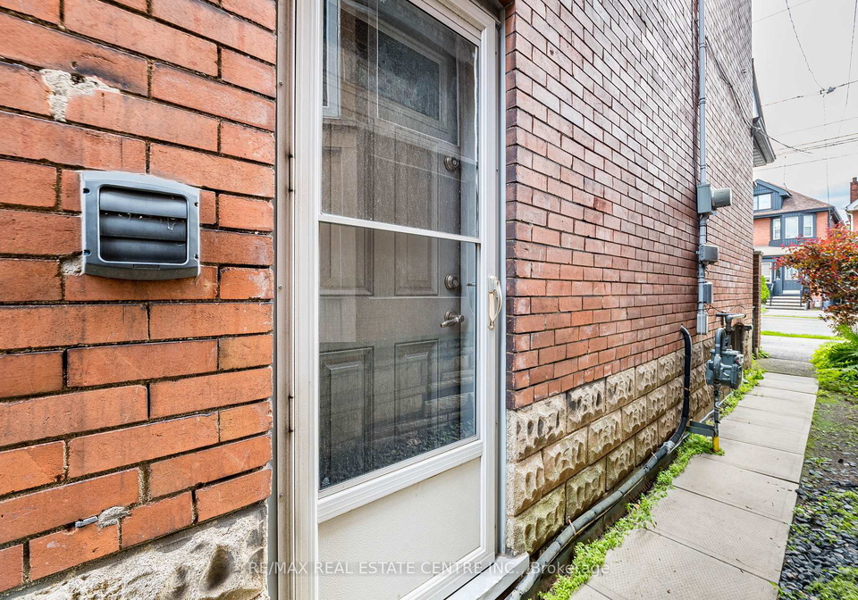 83-gage-avenue-s-hamilton-ontario-x13172196