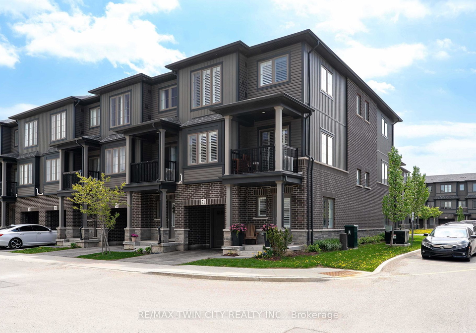 124-compass-trail-cambridge-ontario-x13172360