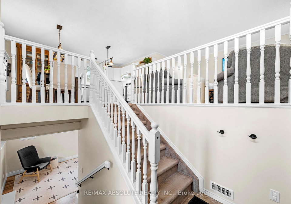 1877-russett-drive-mcnabbraeside-ontario-x13172432