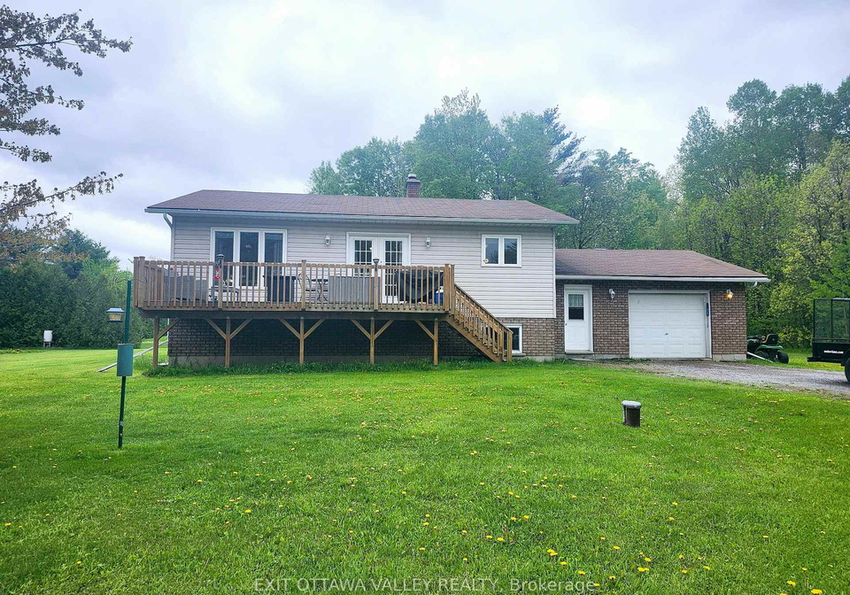 2943-b-line-road-laurentian-valley-ontario-x13172522
