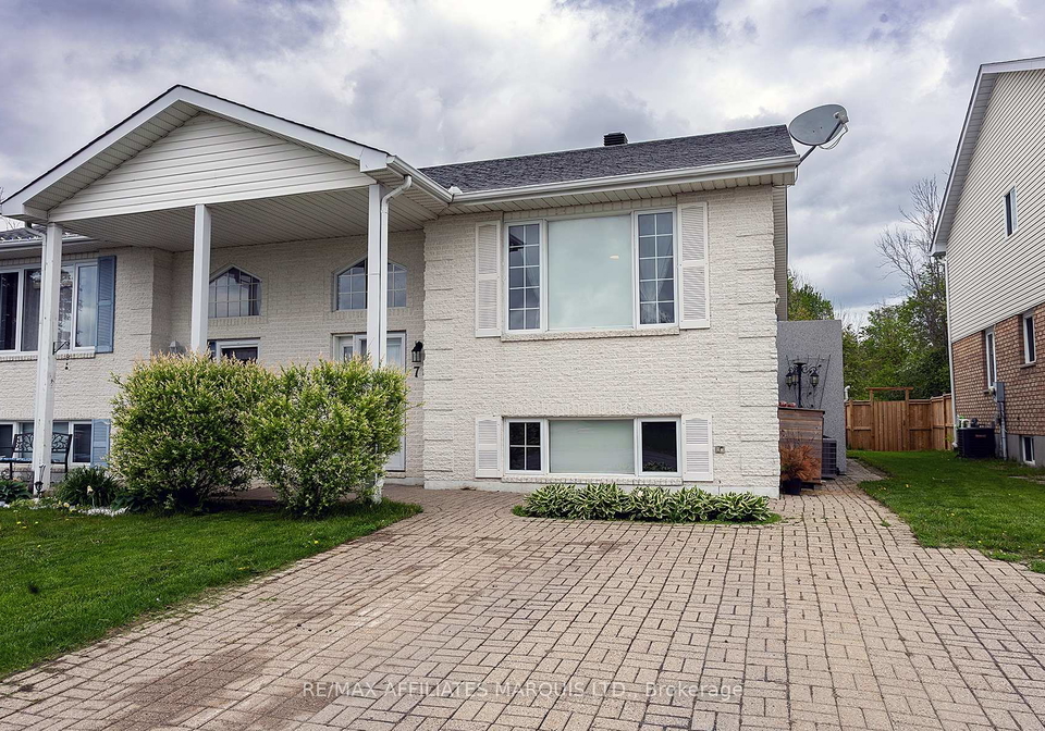 76-rowan-drive-south-dundas-ontario-x13172640