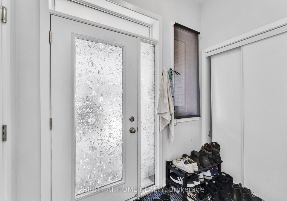 67-kindred-row-ottawa-ontario-x13172782