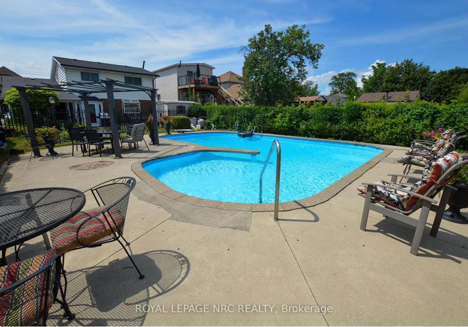 68-pine-street-s-thorold-ontario-x13172842