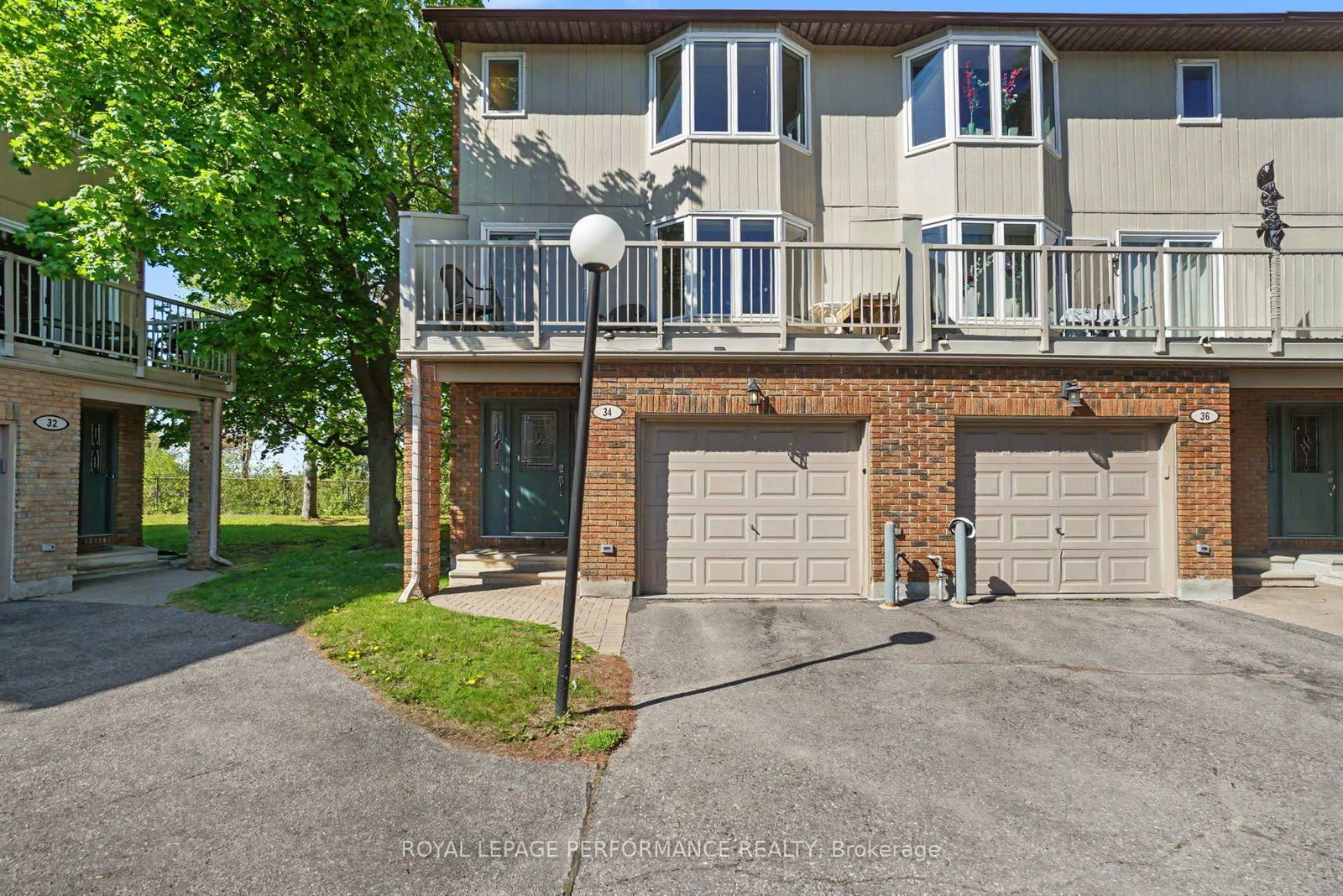 34-huntview-private-ottawa-ontario-x13173070