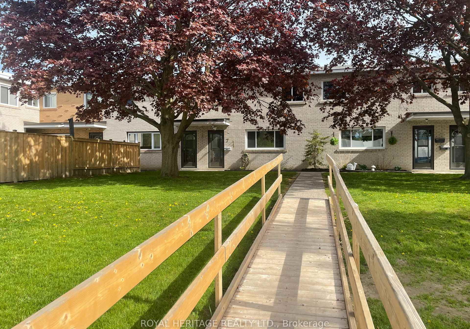 13furnace-street-cobourg-ontario-x13173088