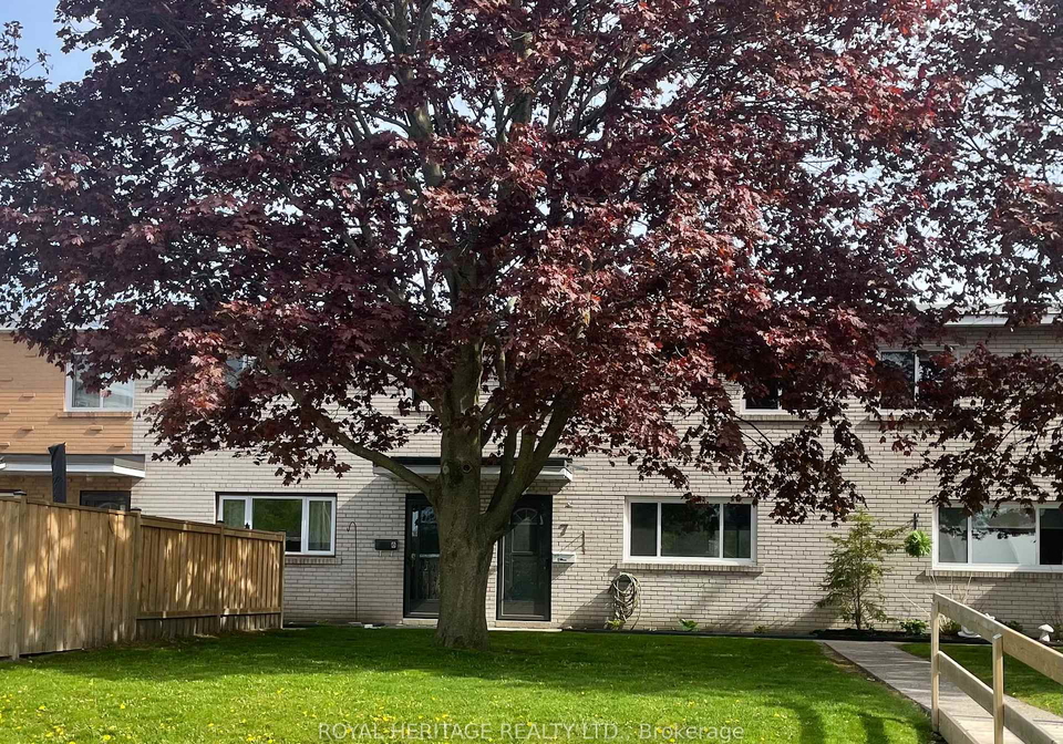 13furnace-street-cobourg-ontario-x13173088