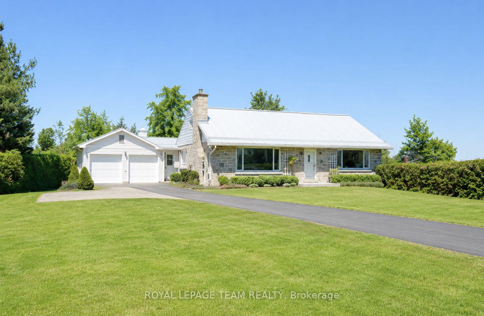 2427-county-road-18-north-grenville-ontario-x13173166