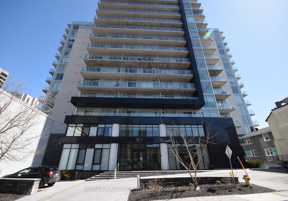 255-bay-street-ottawa-ontario-x13173298