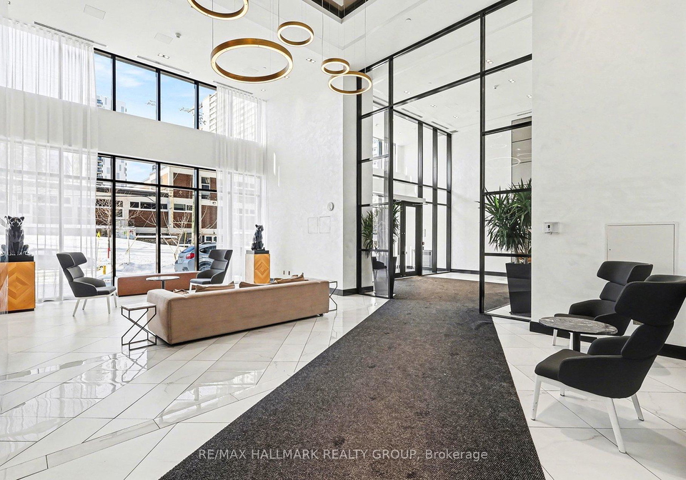 255-bay-street-ottawa-ontario-x13173298