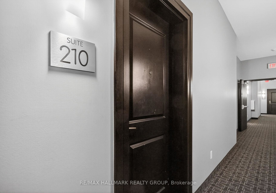 682-churchill-avenue-n-ottawa-ontario-x13173356