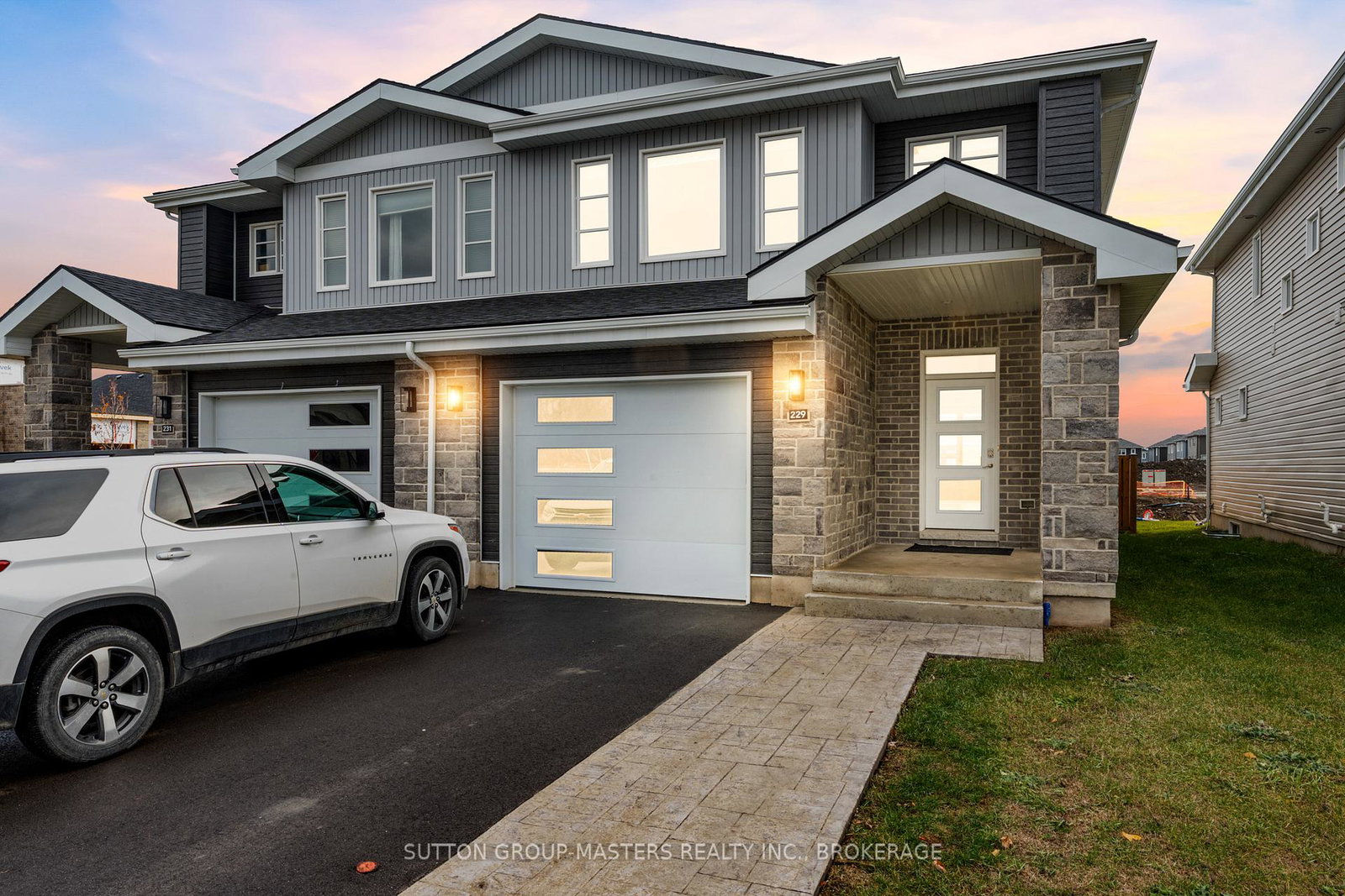 229-superior-drive-loyalist-ontario-x13173434
