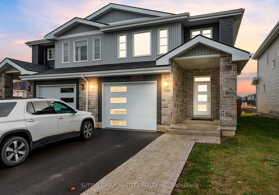 229-superior-drive-loyalist-ontario-x13173434
