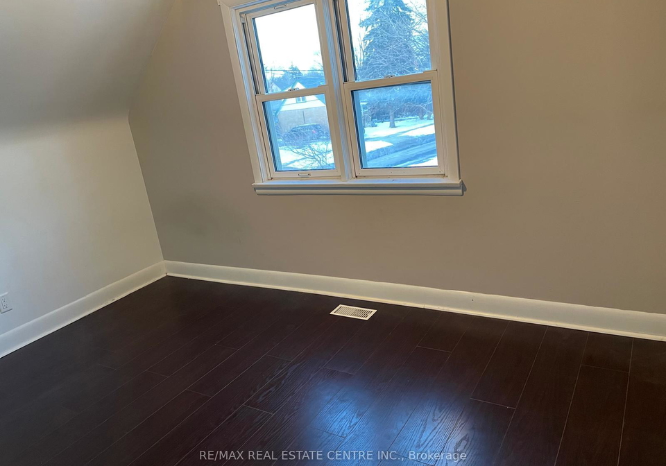 41-belleview-avenue-e-kitchener-ontario-x13173480