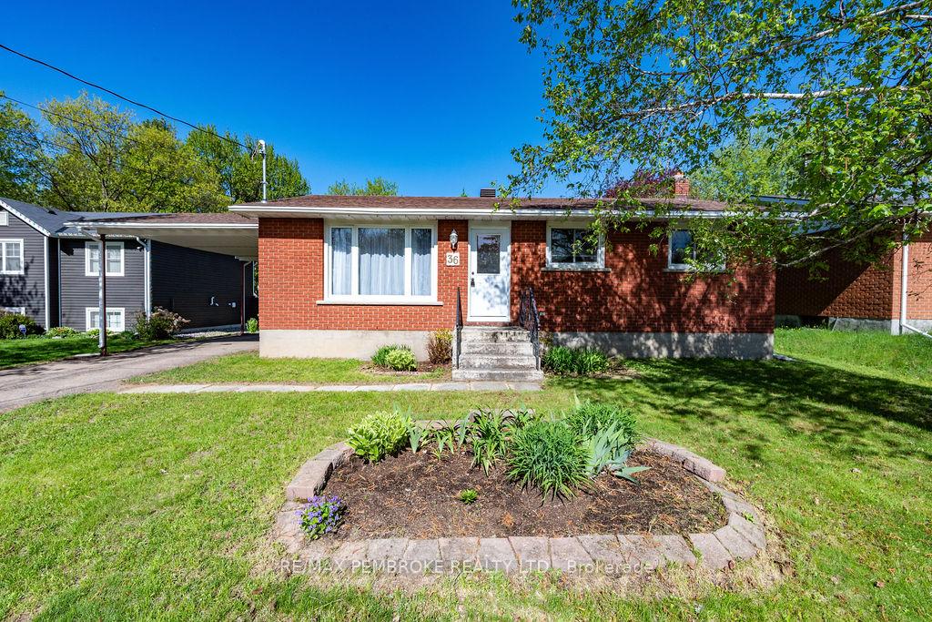 36-selkirk-street-petawawa-ontario-x13173764