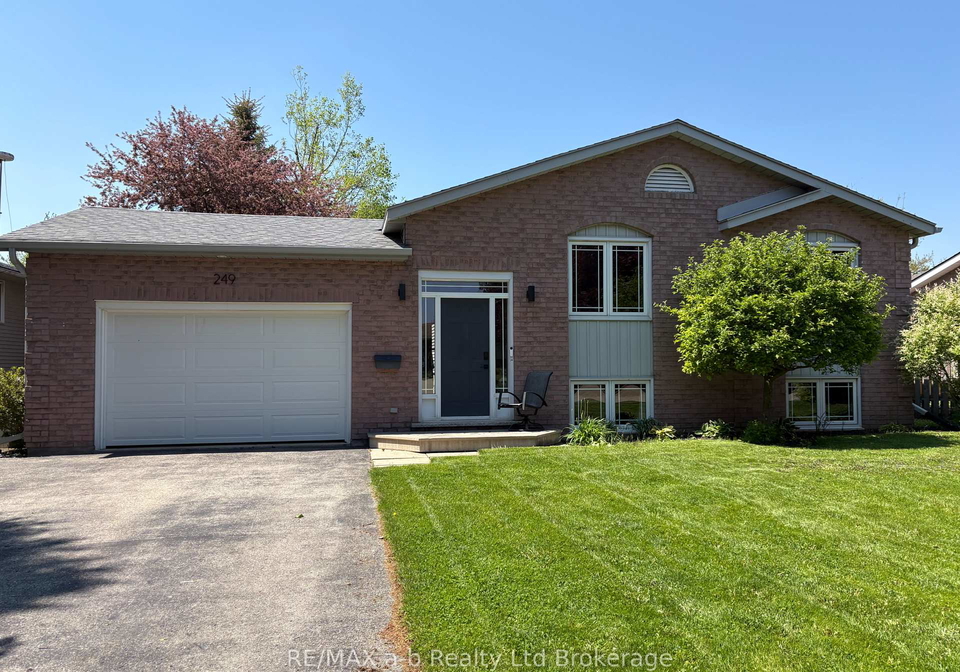 249-arris-crescent-west-perth-ontario-x13173976