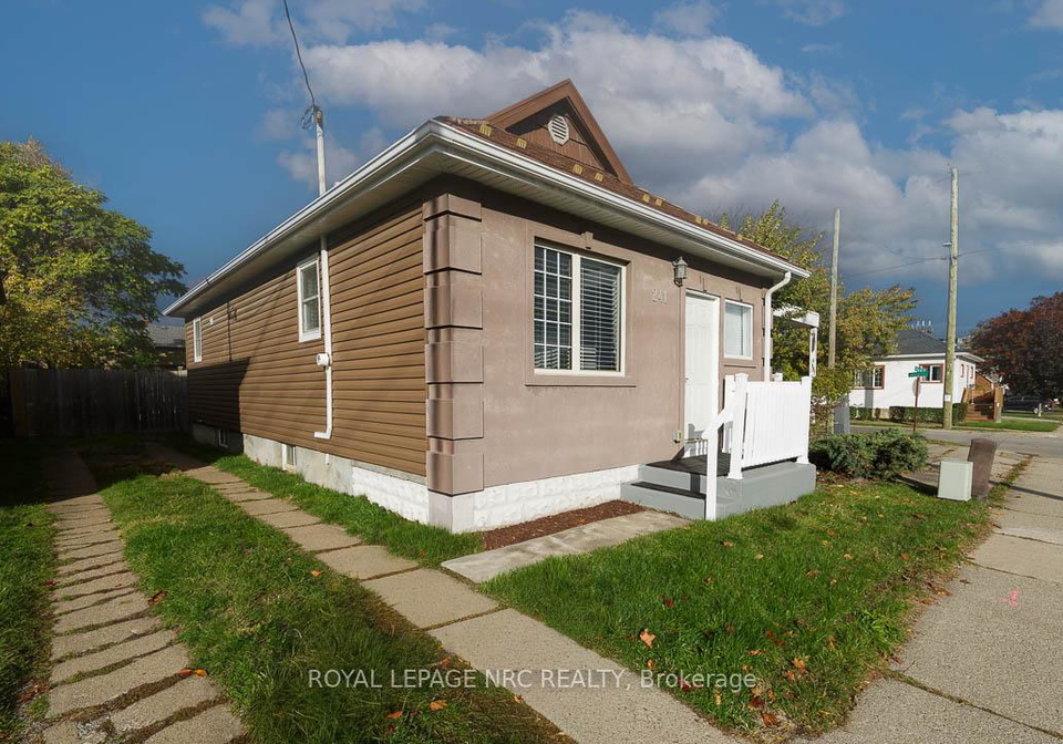 241-vine-street-st-catharines-ontario-x13173992