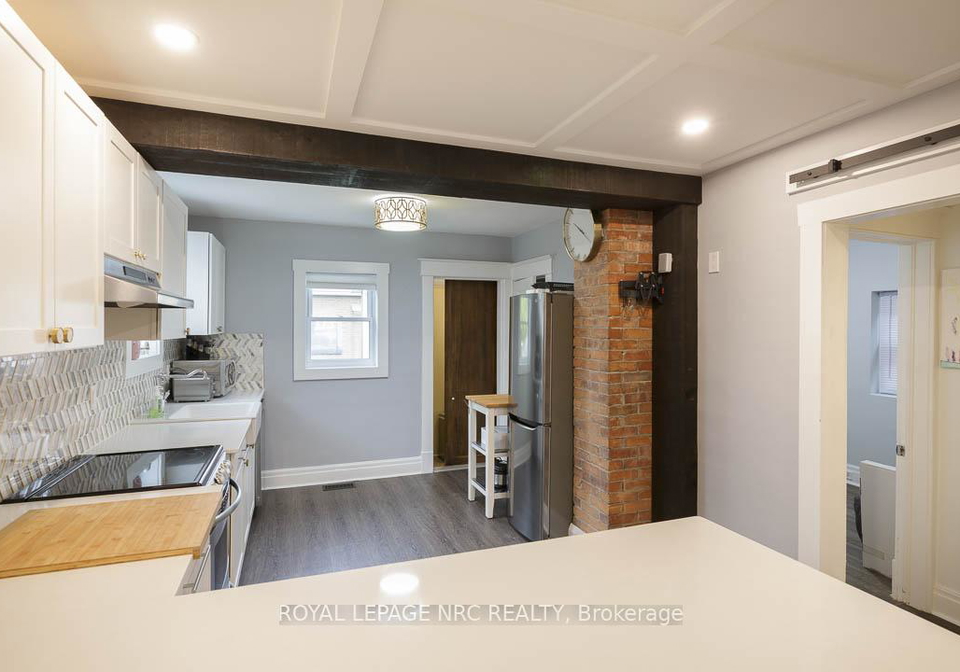 241-vine-street-st-catharines-ontario-x13173992