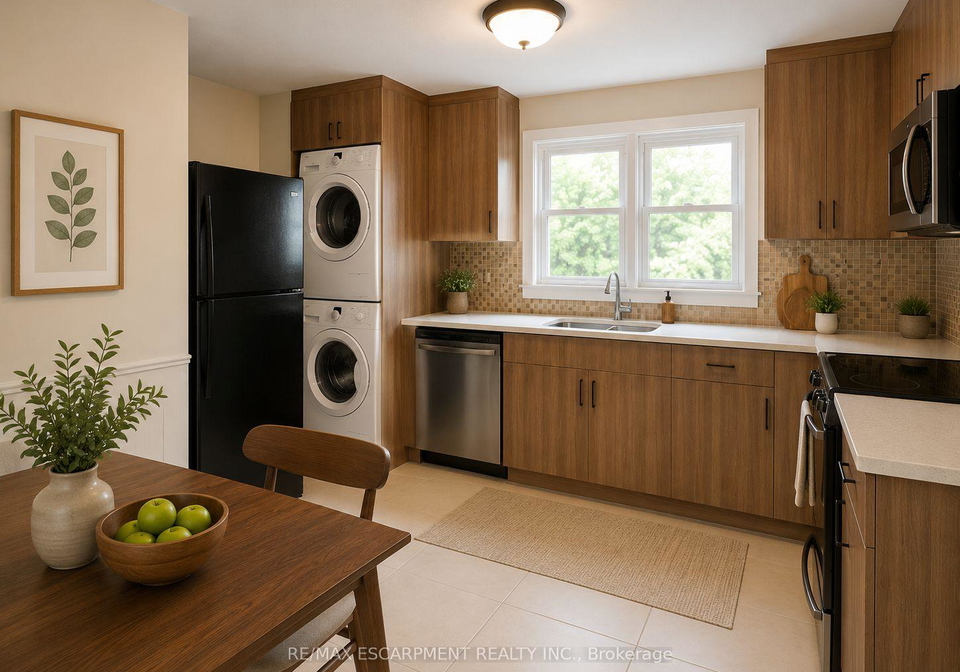 25-endfield-avenue-hamilton-ontario-x13174138