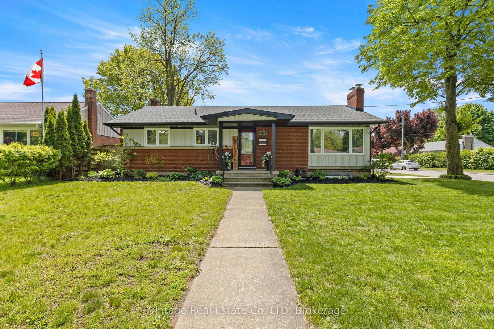 6478-russell-street-niagara-falls-ontario-x13174152