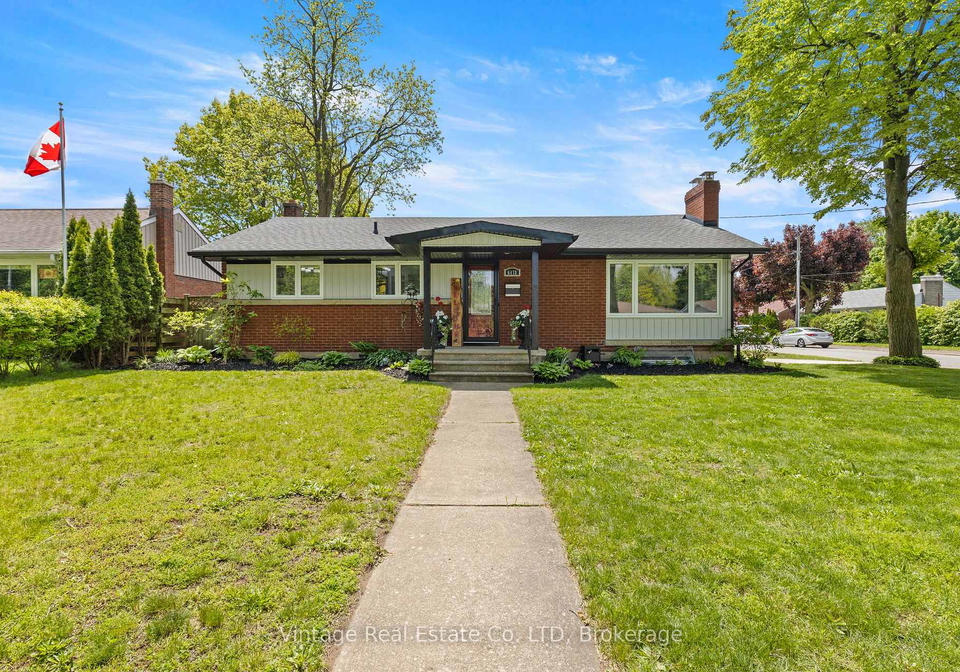 6478-russell-street-niagara-falls-ontario-x13174152
