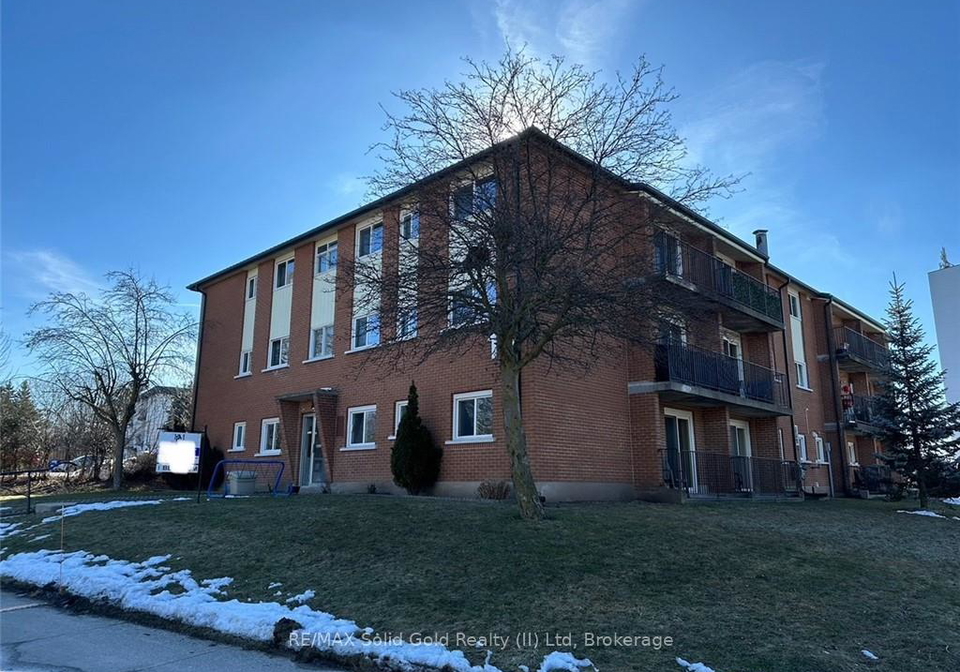 15-mowat-boulevard-kitchener-ontario-x13174194