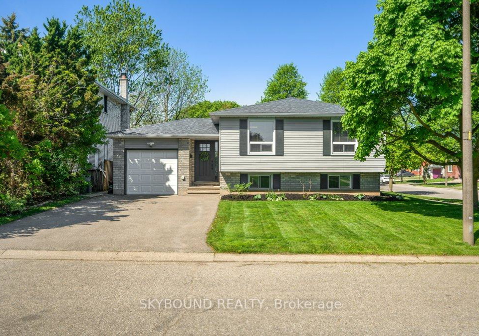 2-pacer-court-brantford-ontario-x13174216