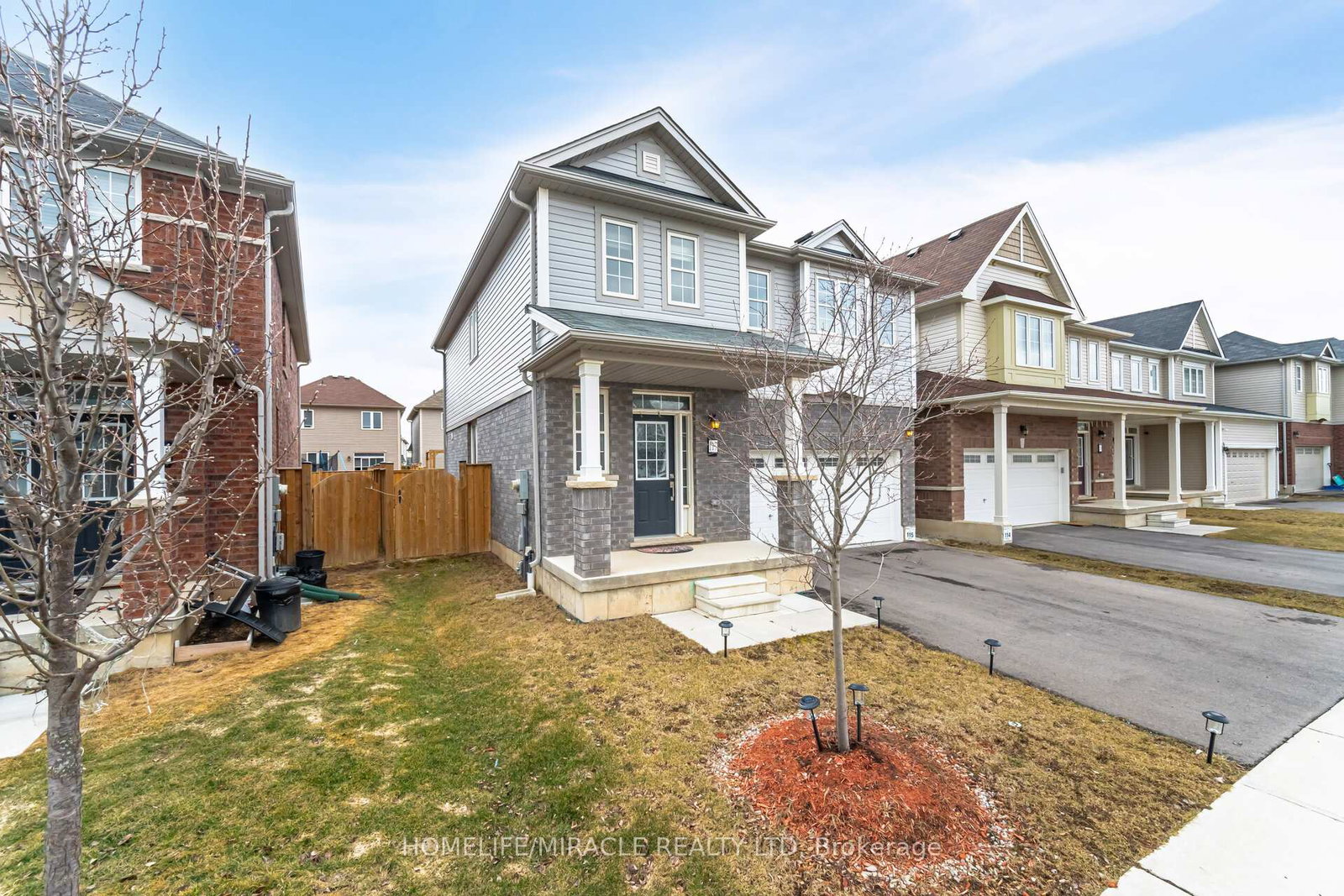 117-longboat-run-w-brantford-ontario-x13174262