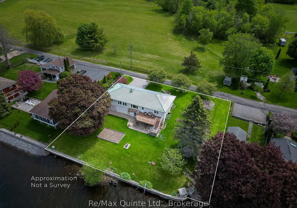 54-cedar-lane-prince-edward-county-ontario-x13174268