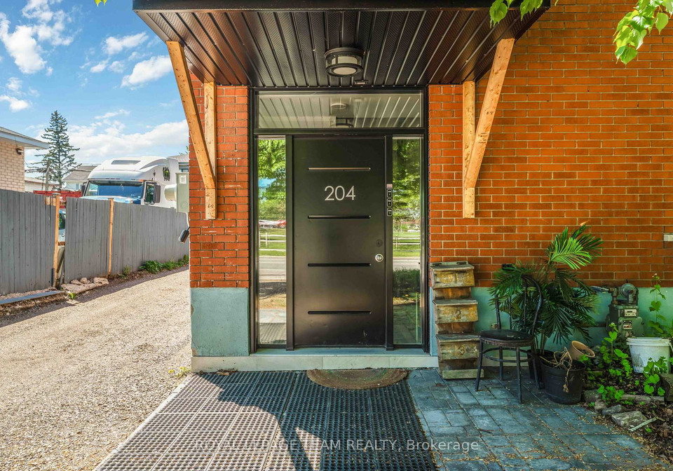 204-donald-street-ottawa-ontario-x13174366