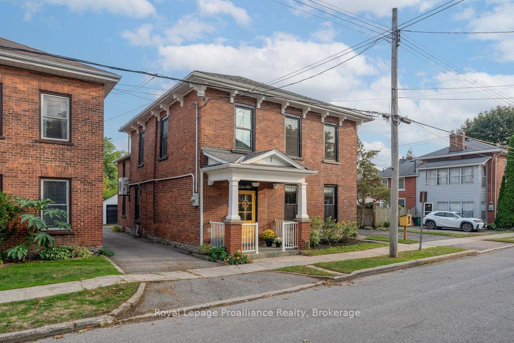 7-forin-street-belleville-ontario-x13174422