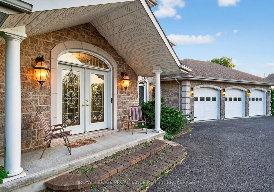 4734-lakeside-lane-loyalist-ontario-x13174492