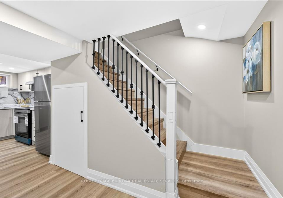 150-brucedale-avenue-e-hamilton-ontario-x13174622