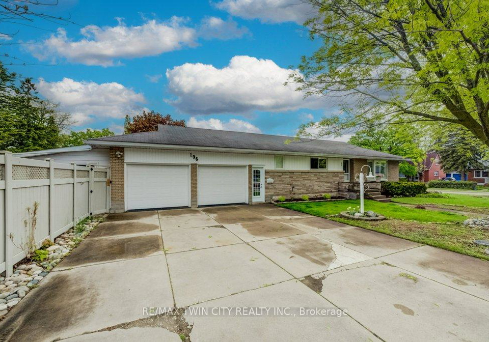 196-lourdes-street-waterloo-ontario-x13174698