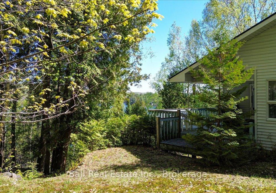 134-millionaires-walk-hastings-highlands-ontario-x13174756