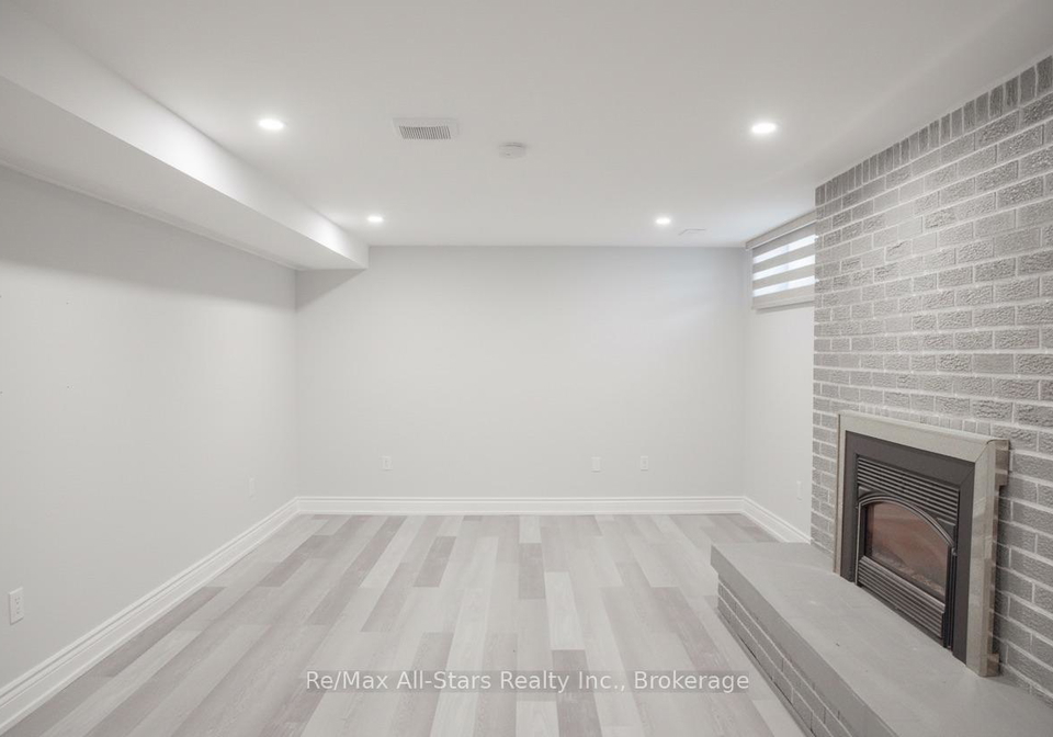 1-crescent-court-kawartha-lakes-ontario-x13174960