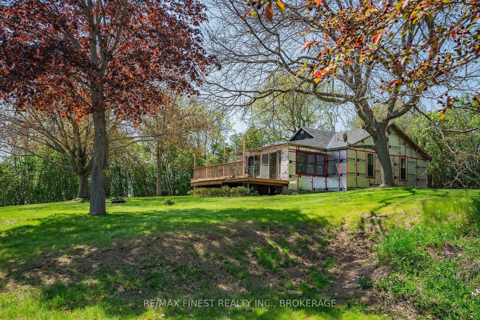 141-river-road-front-of-leeds-seeleys-bay-ontario-x13174972