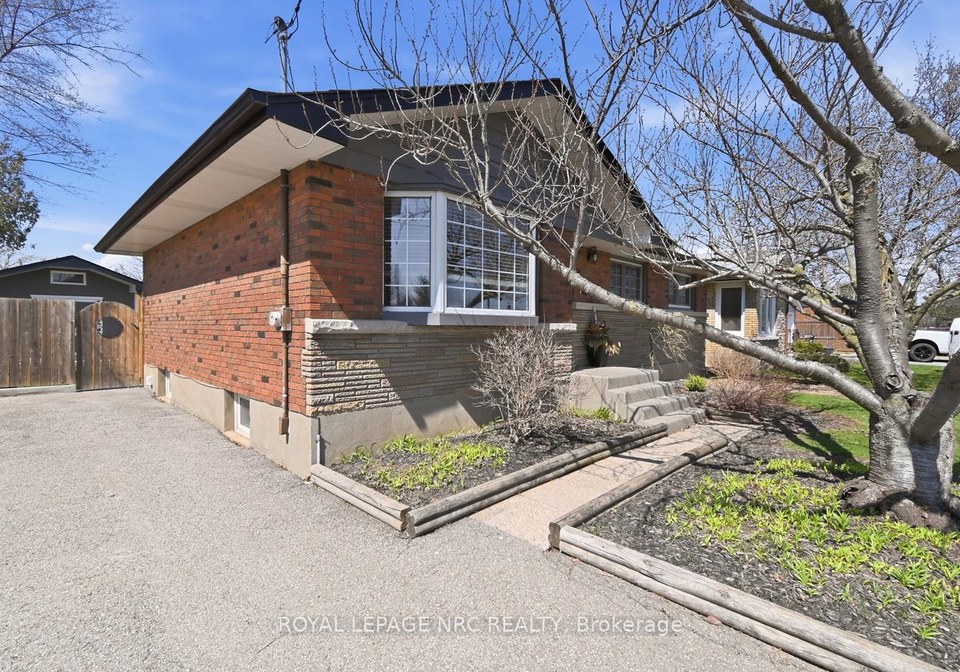 9-greenhill-drive-thorold-ontario-x13175072